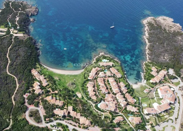 Apartment Sara - - 2 Private Beaches & Garden Porto Cervo